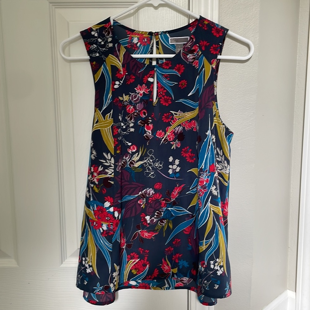 Floral Sleeveless Blouse